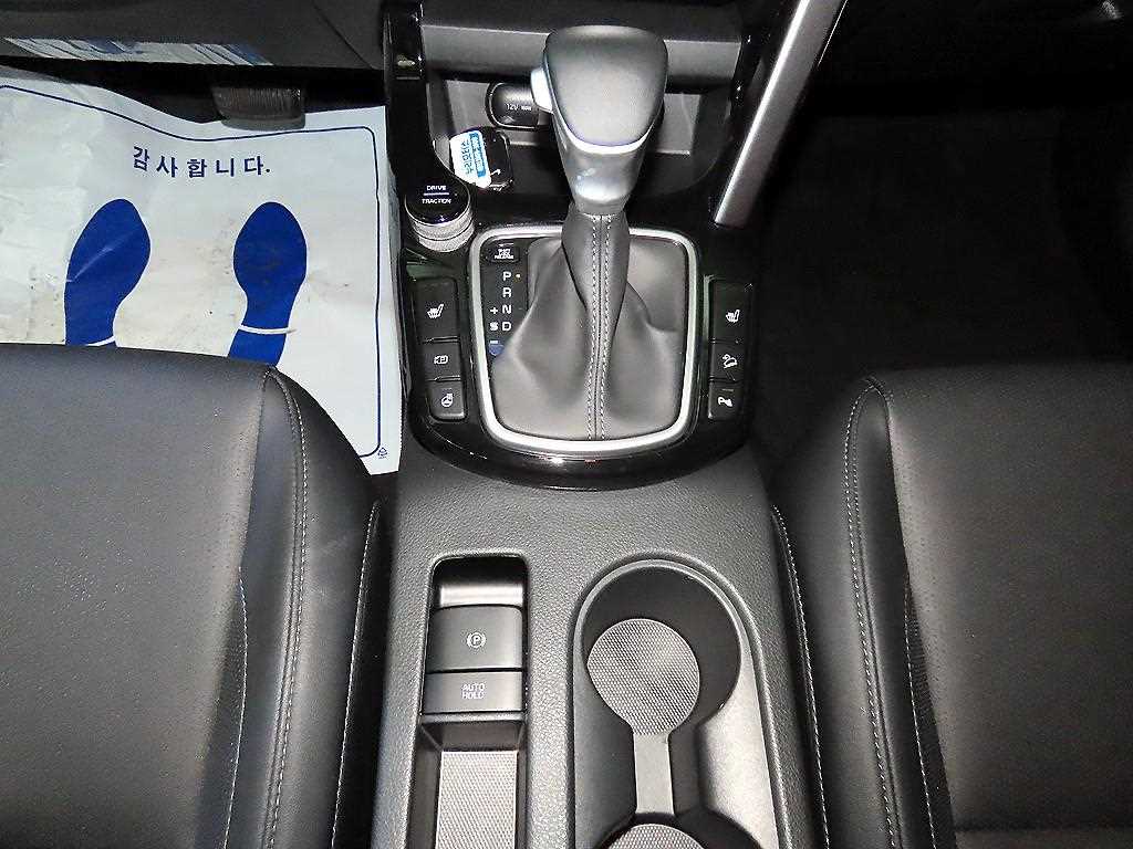 KIA Seltos - Vista 12