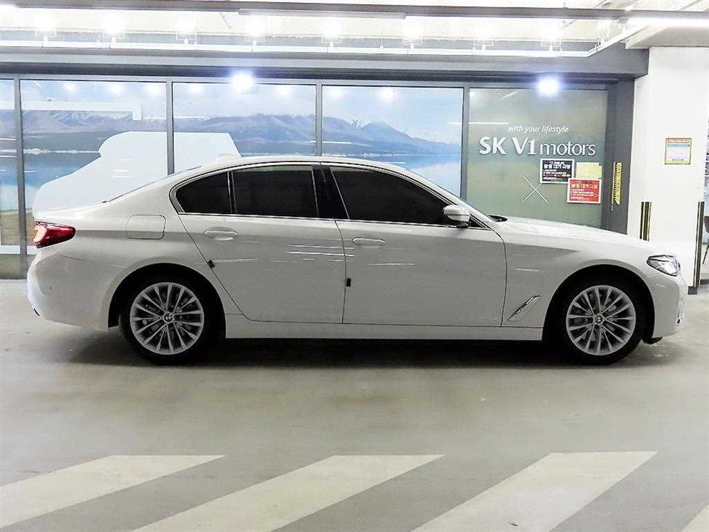 BMW 5 Series - Vista 3