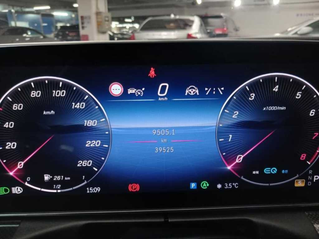 Mercedes Benz C Class - Vista 10