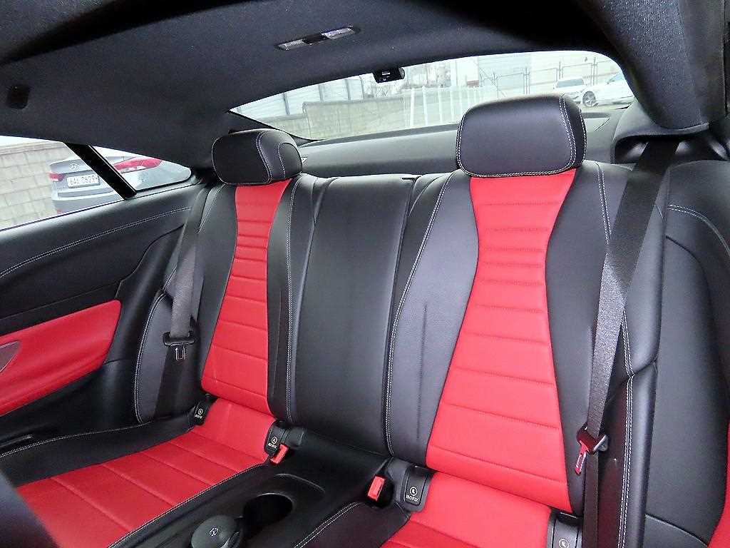 Mercedes Benz E class - Vista 6