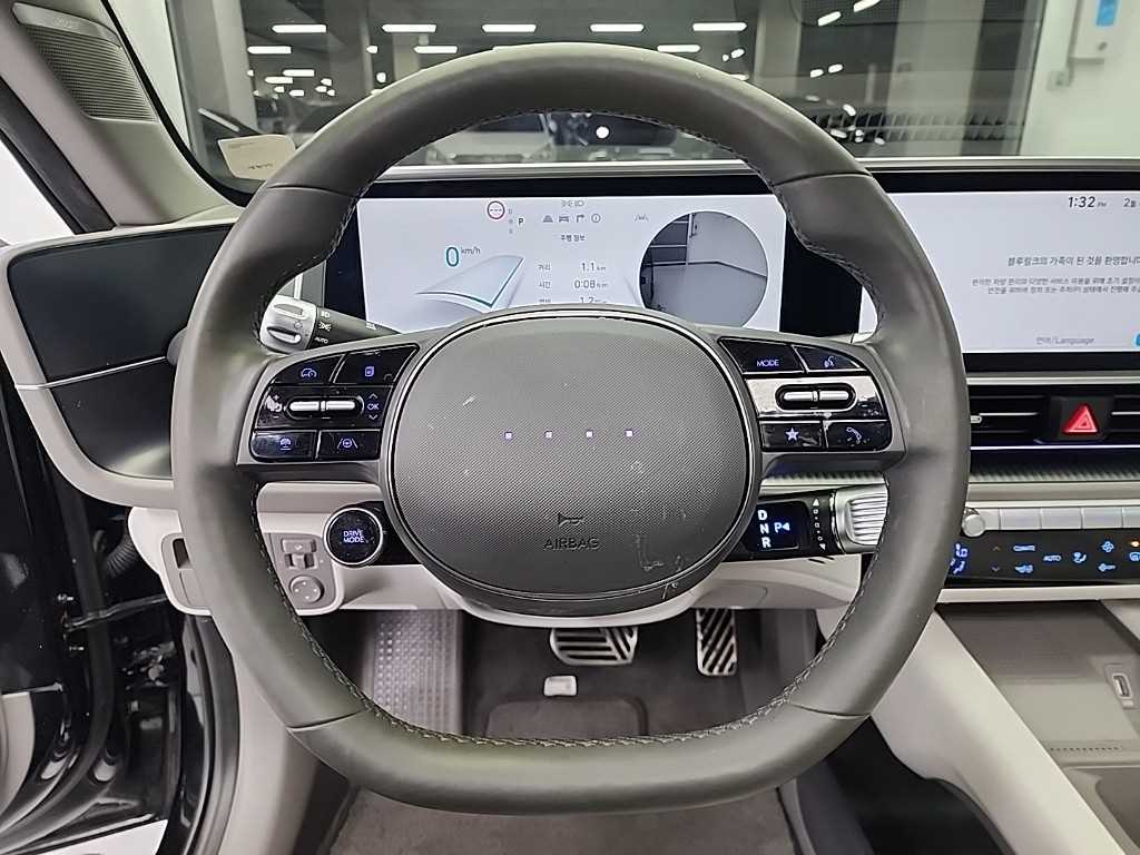 HYUNDAI Ioniq 6 - Vista 9