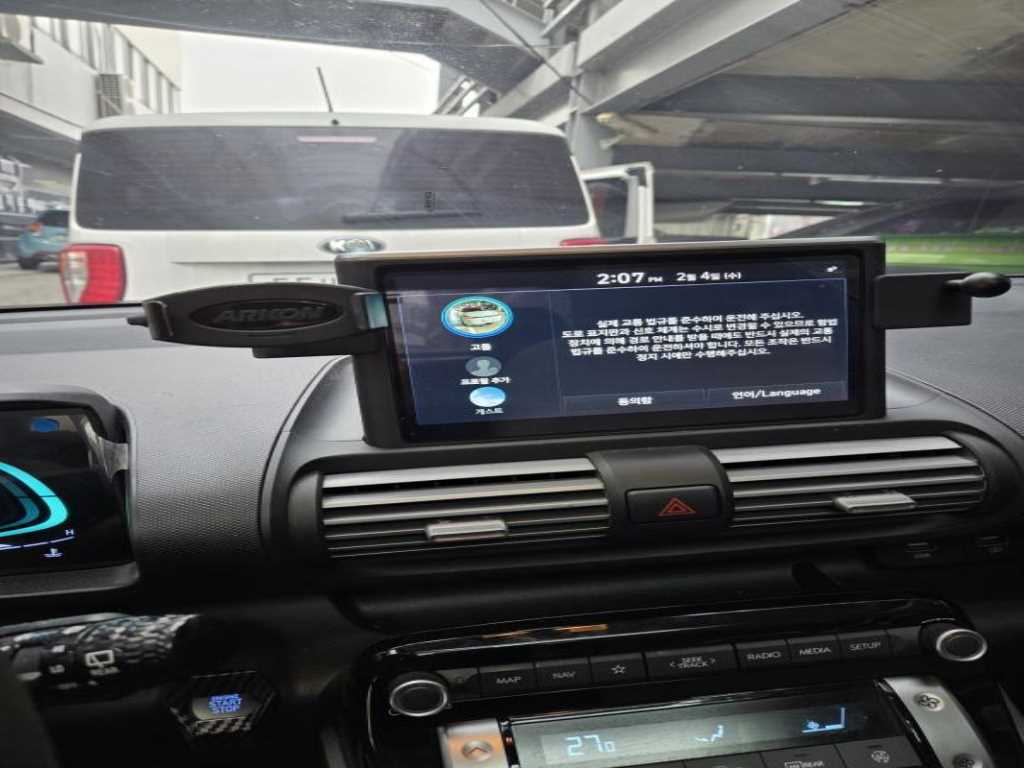 HYUNDAI Casper - Vista 4