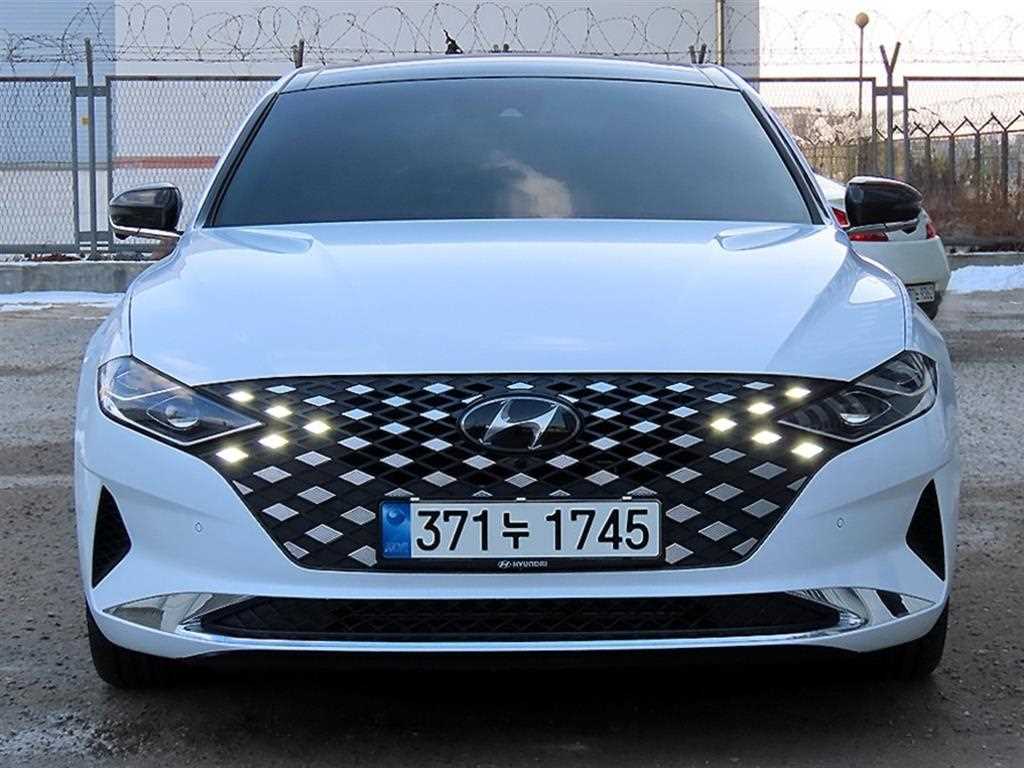 HYUNDAI Grandeur 2022 Blanco - Importación desde Corea - HF Imports Iquique - Foto 1