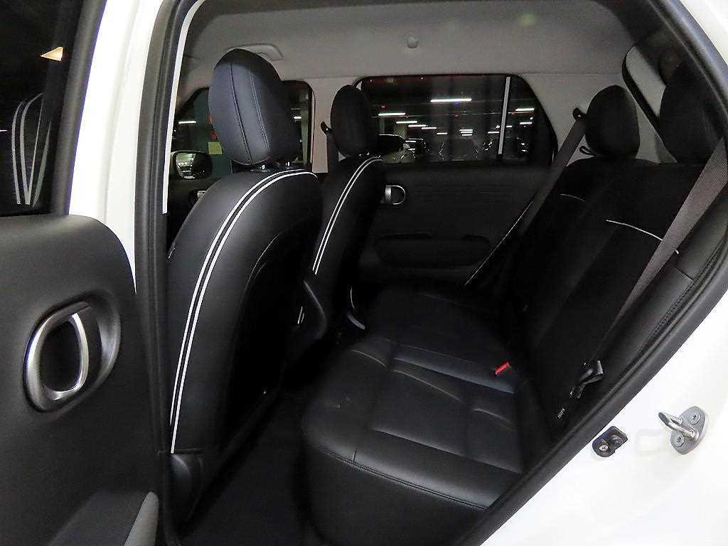 HYUNDAI Casper - Vista 7