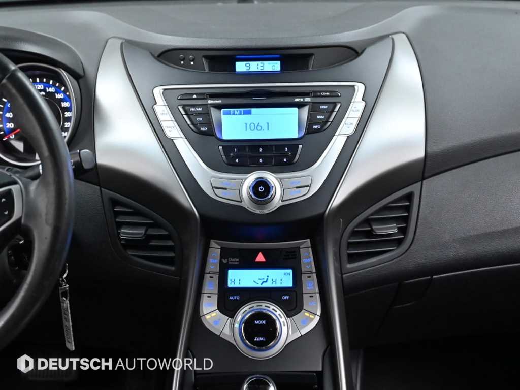 HYUNDAI Avante 2012 Blanco - Importación desde Corea - HF Imports Iquique - Foto 14