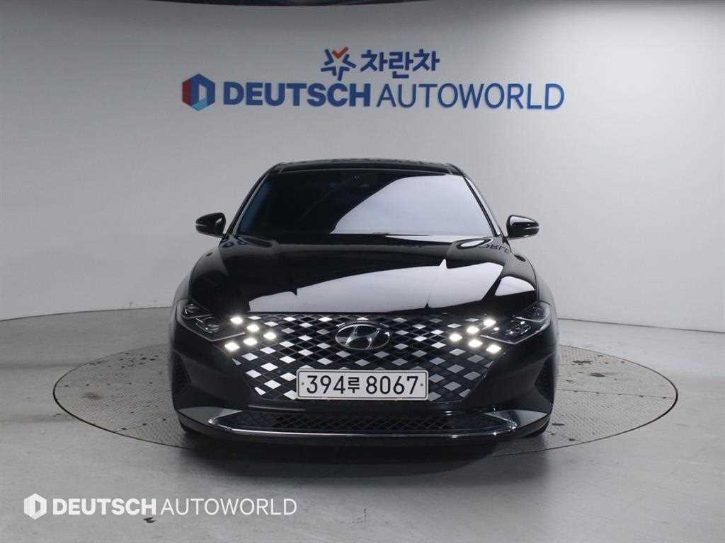 HYUNDAI Grandeur - Vista 3