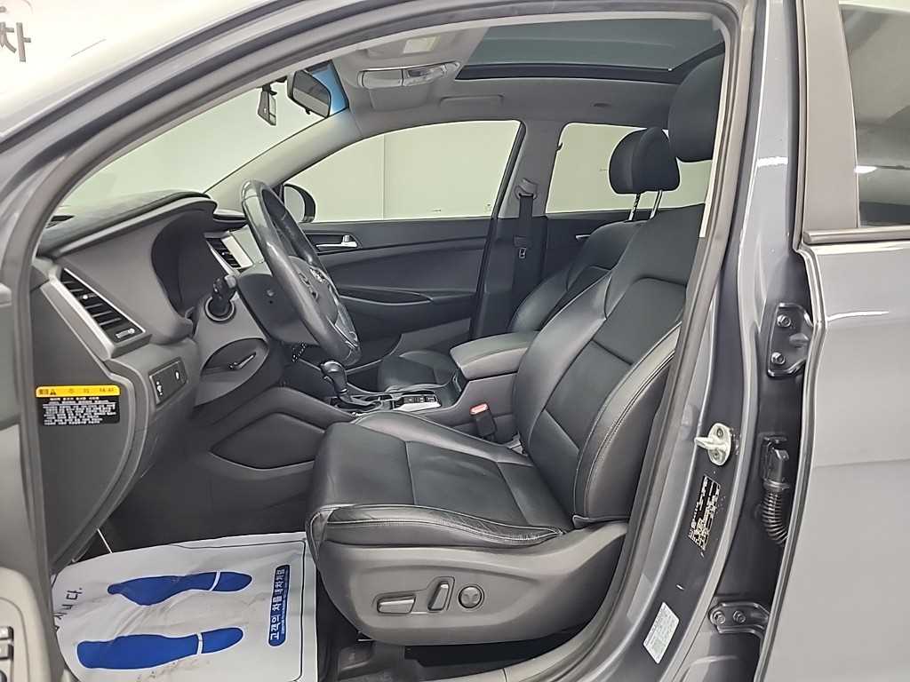 HYUNDAI Tucson - Vista 11