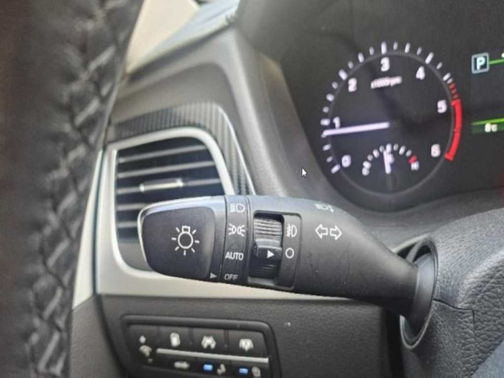 Genesis G80 - Vista 8