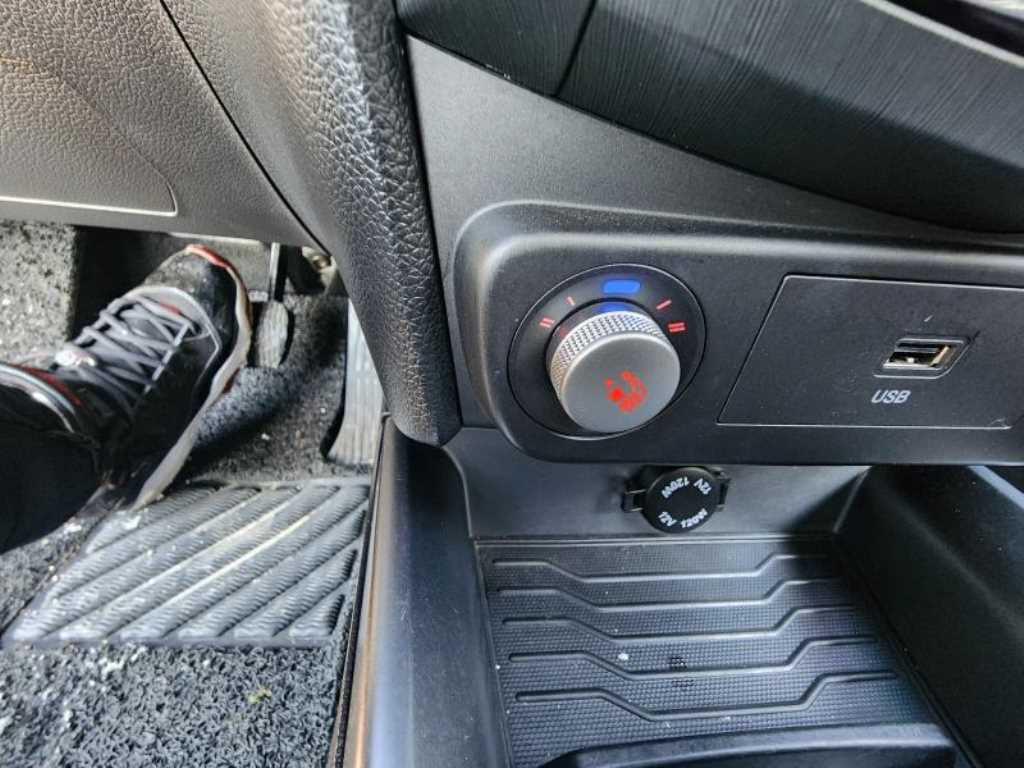 Ssangyong Tivoli 2018 Negro - Importación desde Corea - HF Imports Iquique - Foto 15