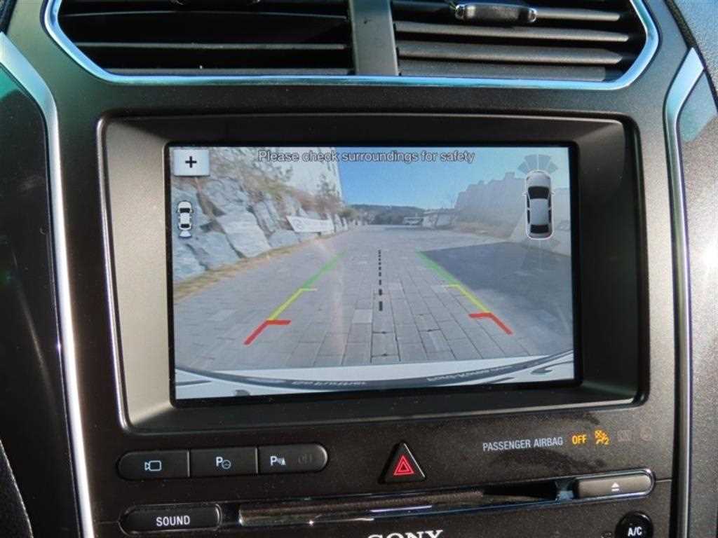 Ford Explorer - Vista 9