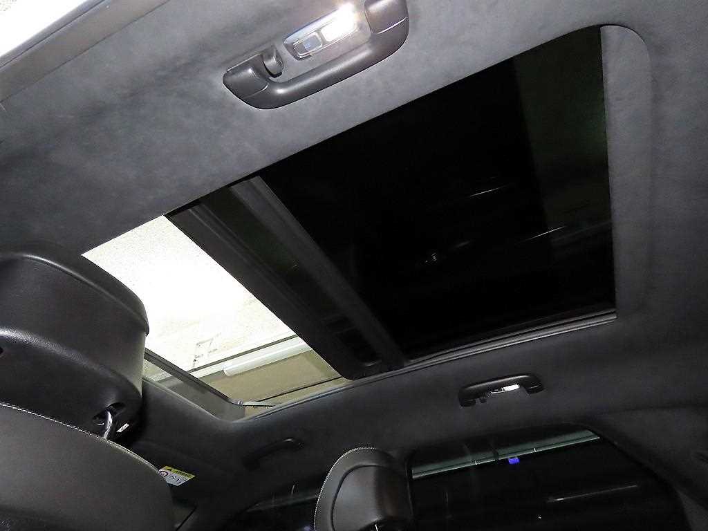 Genesis GV70 2021 Blanco - Importación desde Corea - HF Imports Iquique - Foto 16