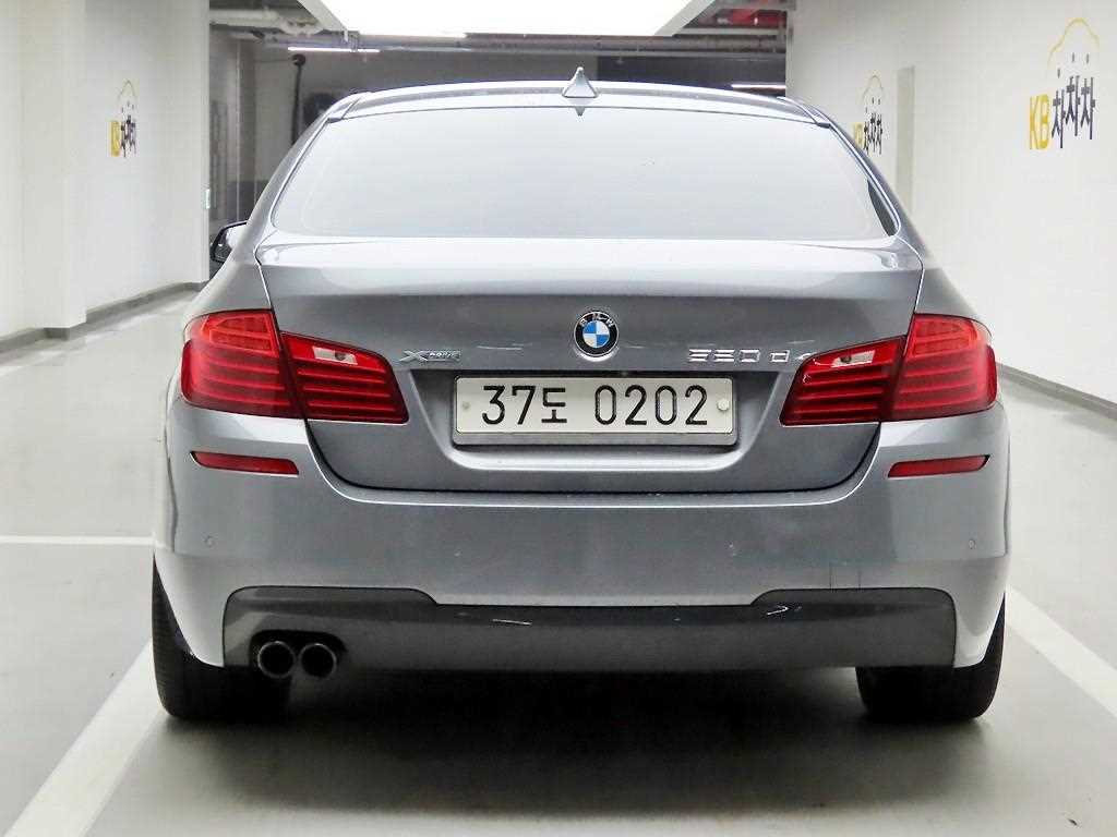 BMW 5 Series - Vista 3