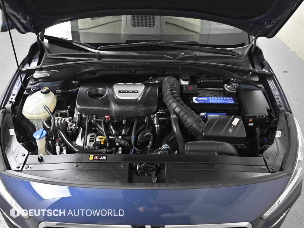 HYUNDAI i30 - Vista 6