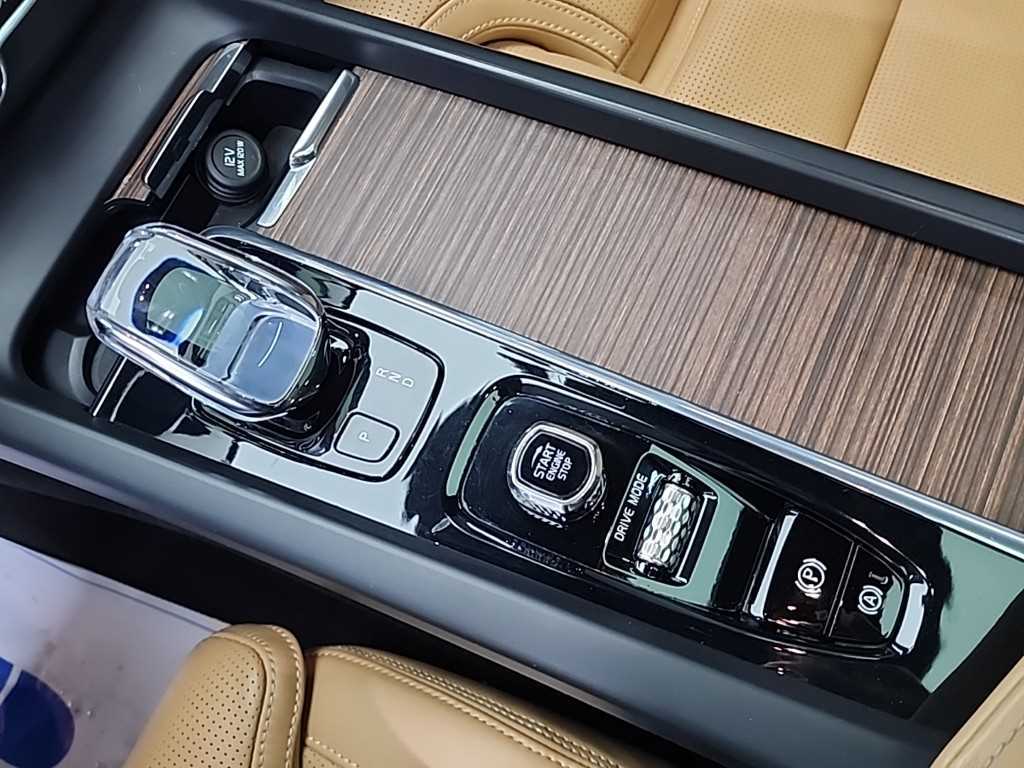 Volvo XC60 - Vista 8