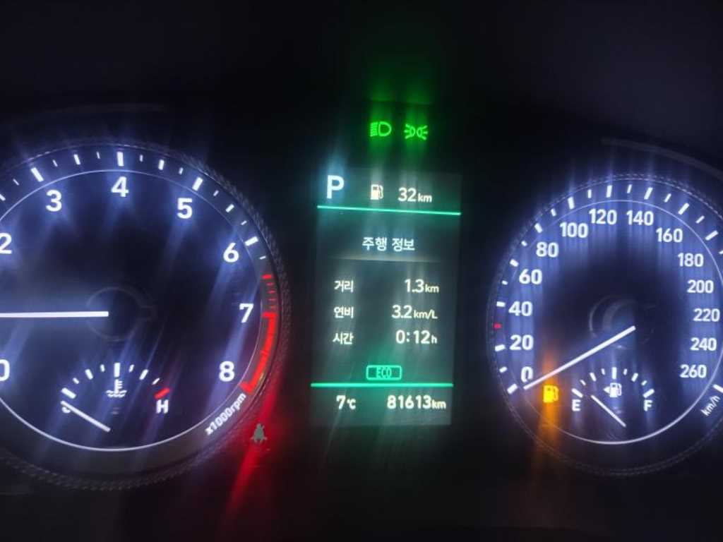 HYUNDAI Sonata - Vista 4