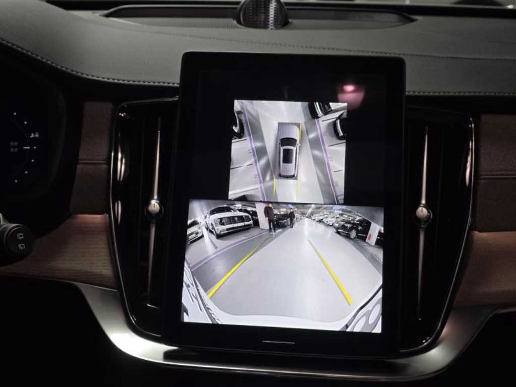 Volvo XC90 - Vista 12