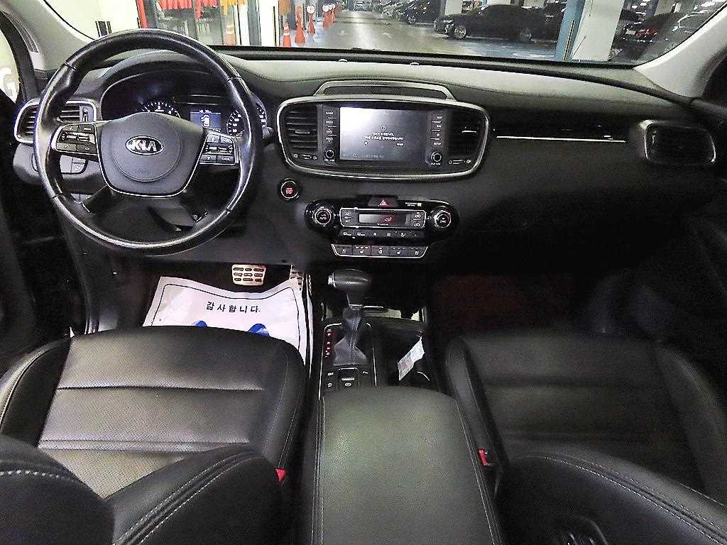 KIA Sorento - Vista 10