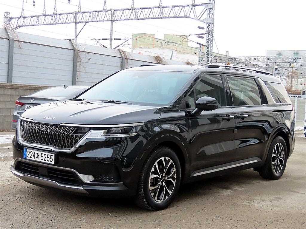 KIA Carnival - Vista 2