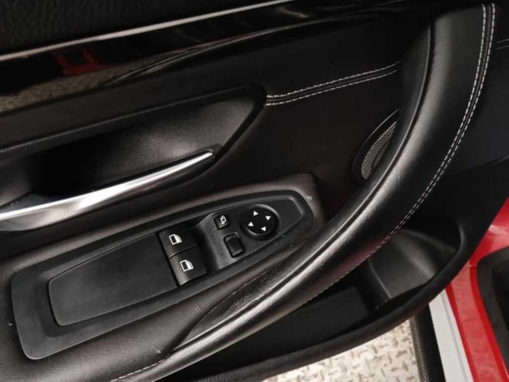 BMW 4 Series - Vista 9