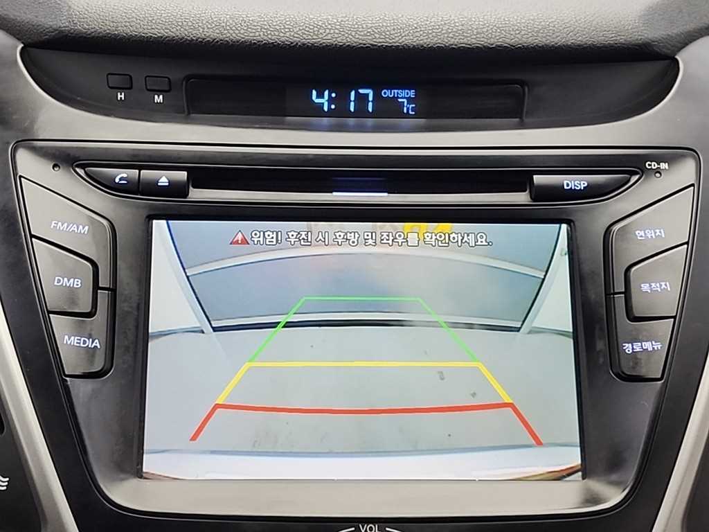 HYUNDAI Avante 2016 Plateado - Importación desde Corea - HF Imports Iquique - Foto 15