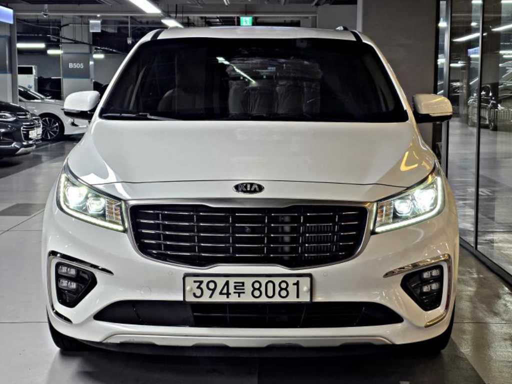 KIA Carnival - Vista 2