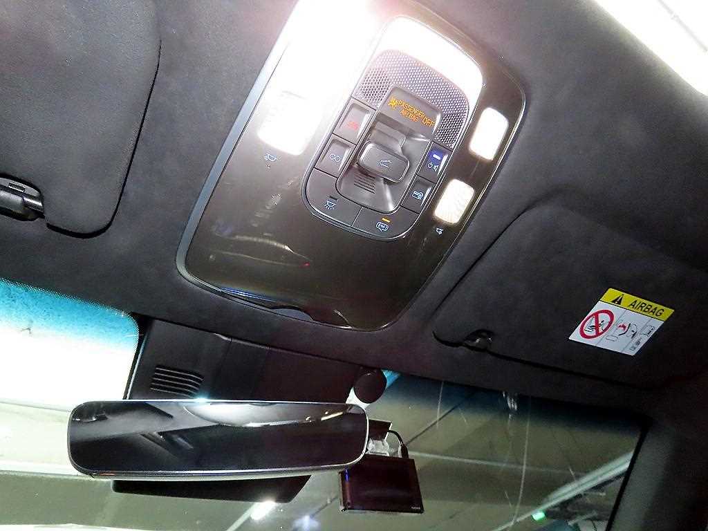 Genesis GV70 2021 Blanco - Importación desde Corea - HF Imports Iquique - Foto 15