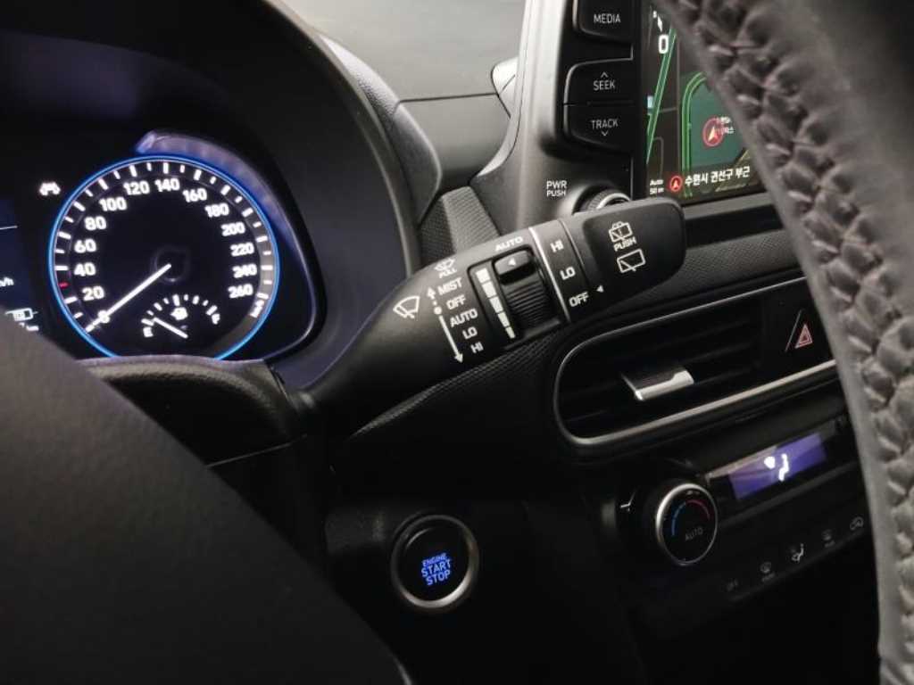 HYUNDAI Kona 2019 Blanco - Importación desde Corea - HF Imports Iquique - Foto 17