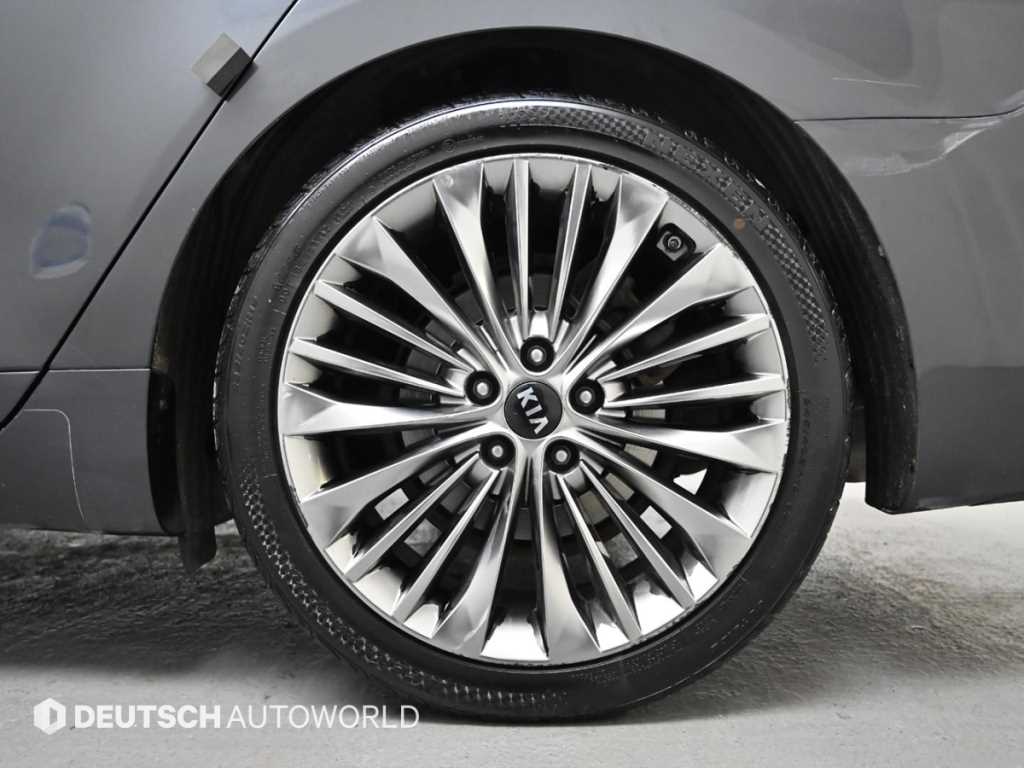 KIA K7 - Vista 5