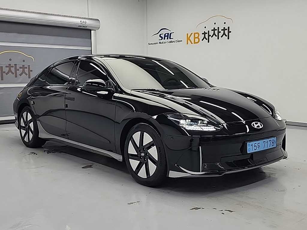 HYUNDAI Ioniq 6 - Vista 4