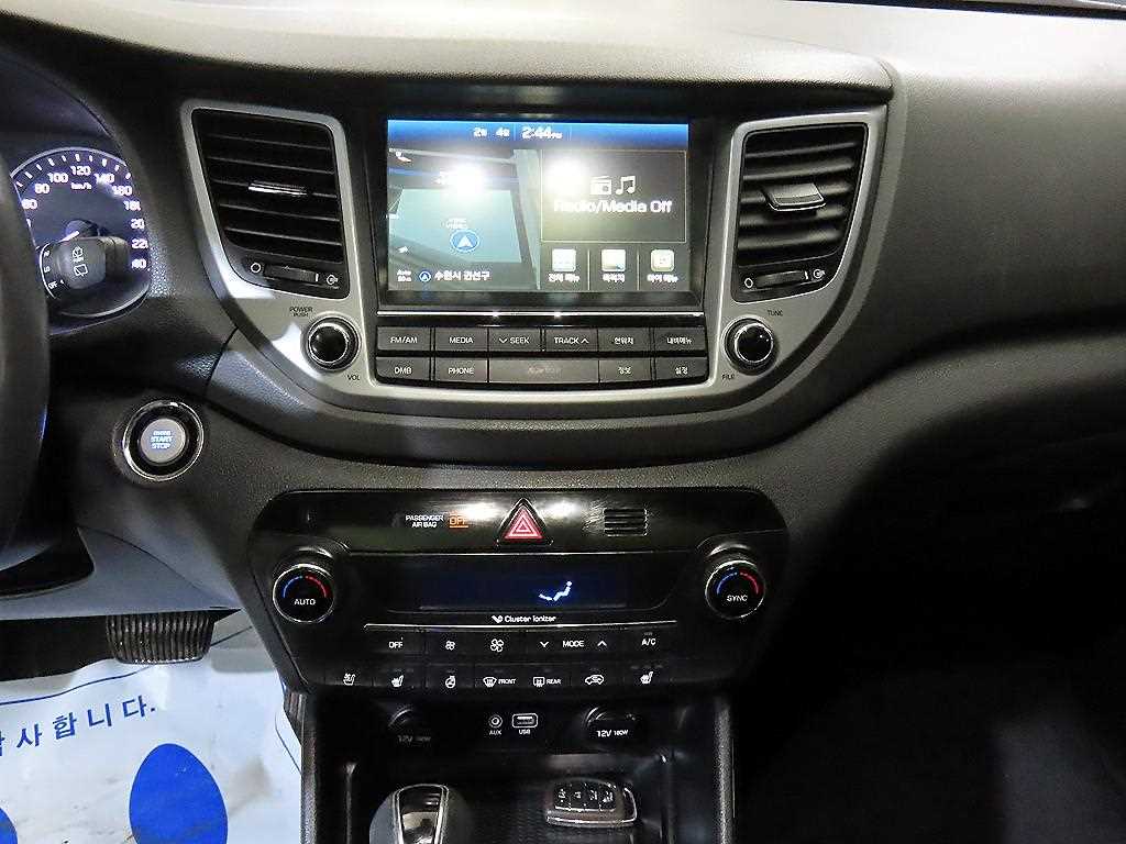 HYUNDAI Tucson - Vista 11