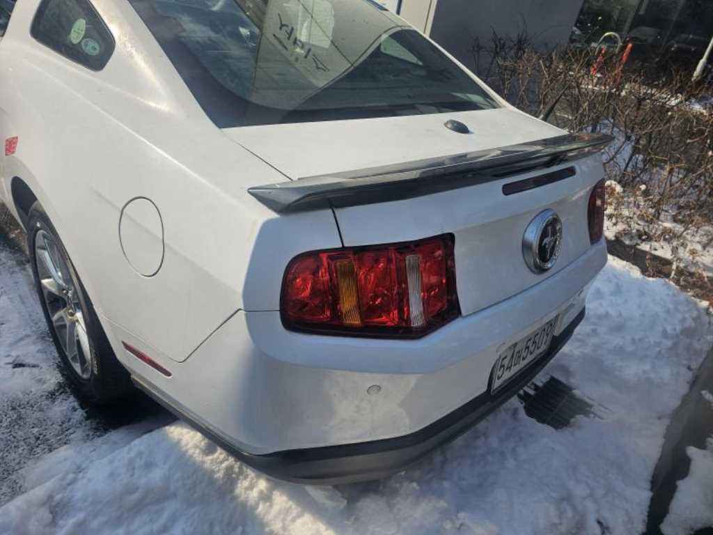 Ford Mustang - Vista 7