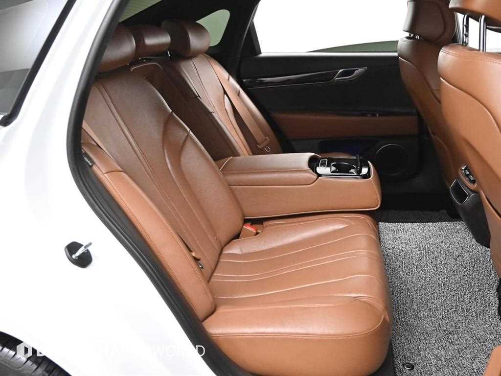 Genesis G80 - Vista 12