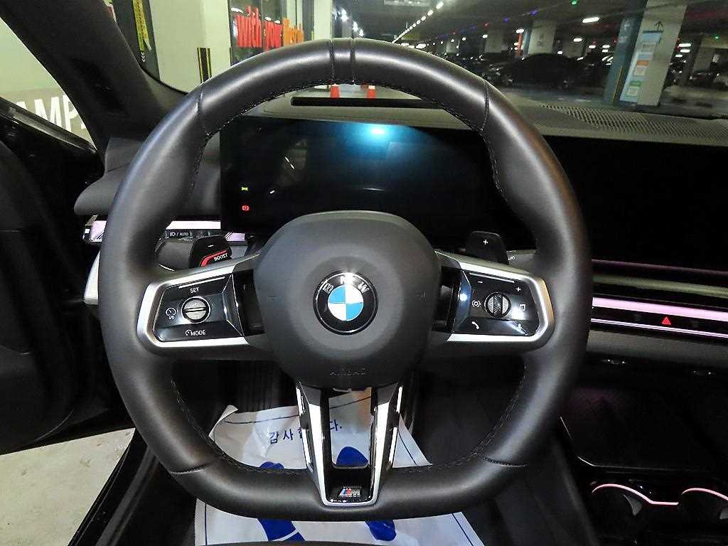 BMW 5 Series - Vista 8