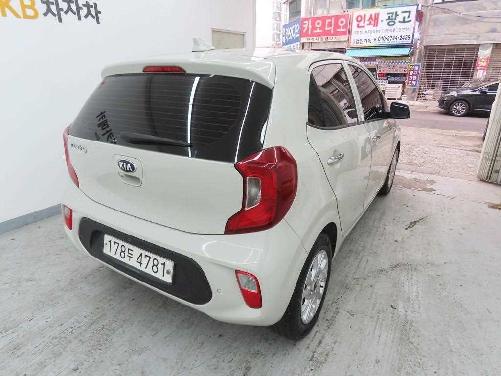 KIA Morning - Vista 3