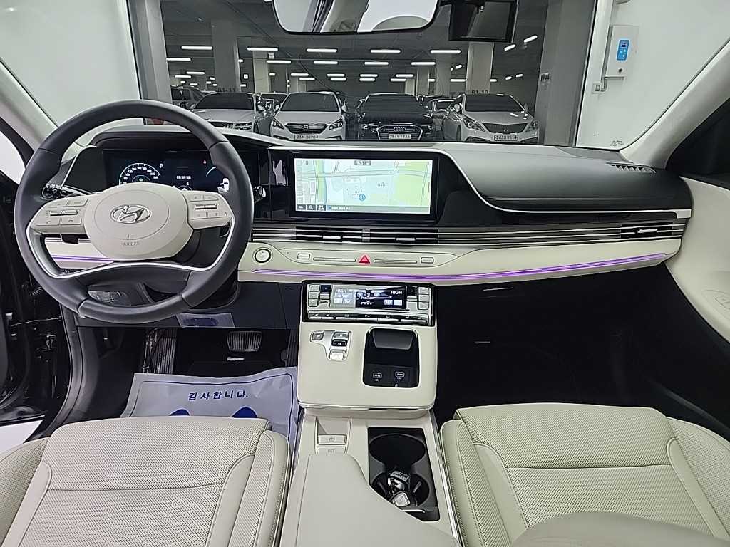 HYUNDAI Grandeur - Vista 7