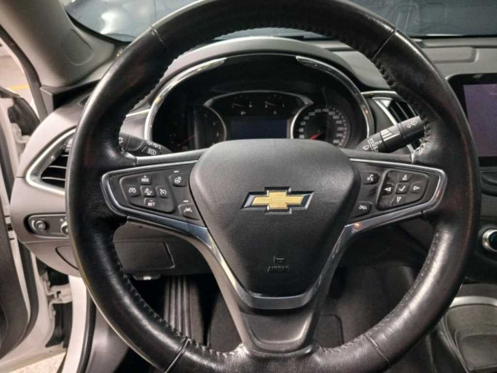 Chevrolet Malibu - Vista 11