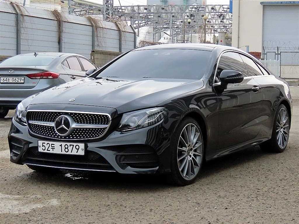 Mercedes Benz E class - Vista 2