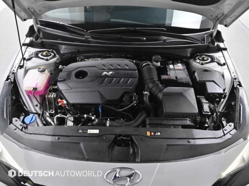 HYUNDAI Avante - Vista 6