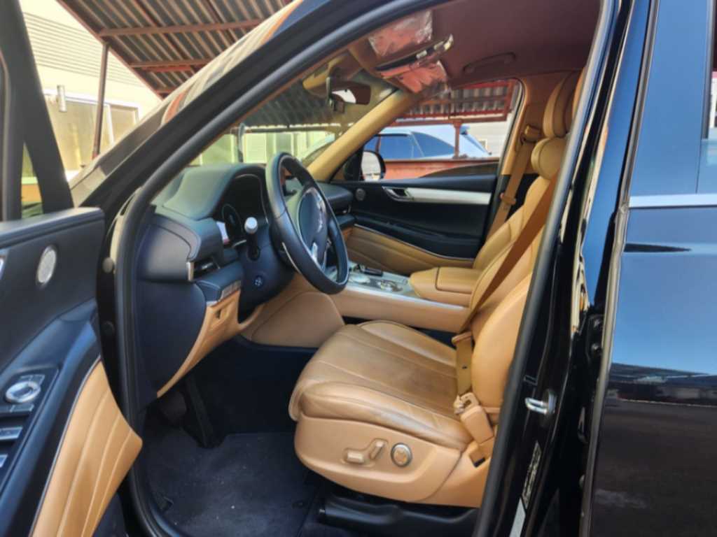 Genesis GV80 - Vista 4