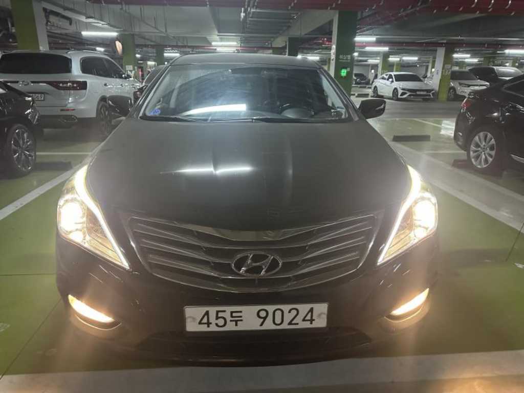 HYUNDAI Grandeur 2012 Negro - Importación desde Corea - HF Imports Iquique - Foto 1