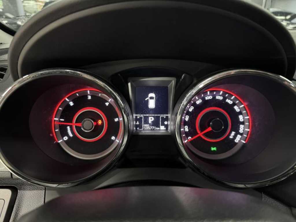 Ssangyong Tivoli - Vista 6