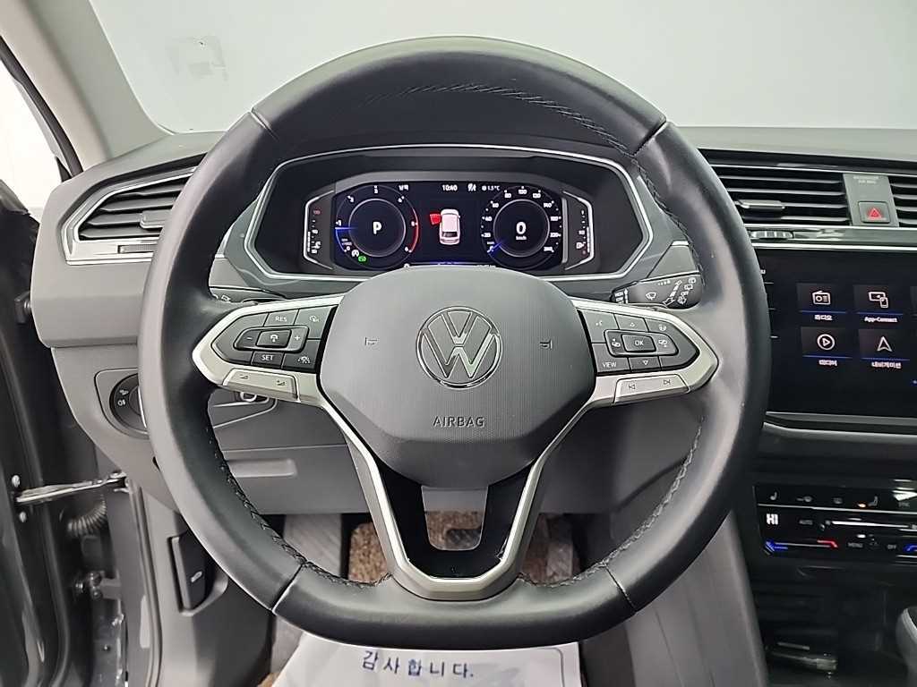 Volkswagen Tiguan - Vista 9