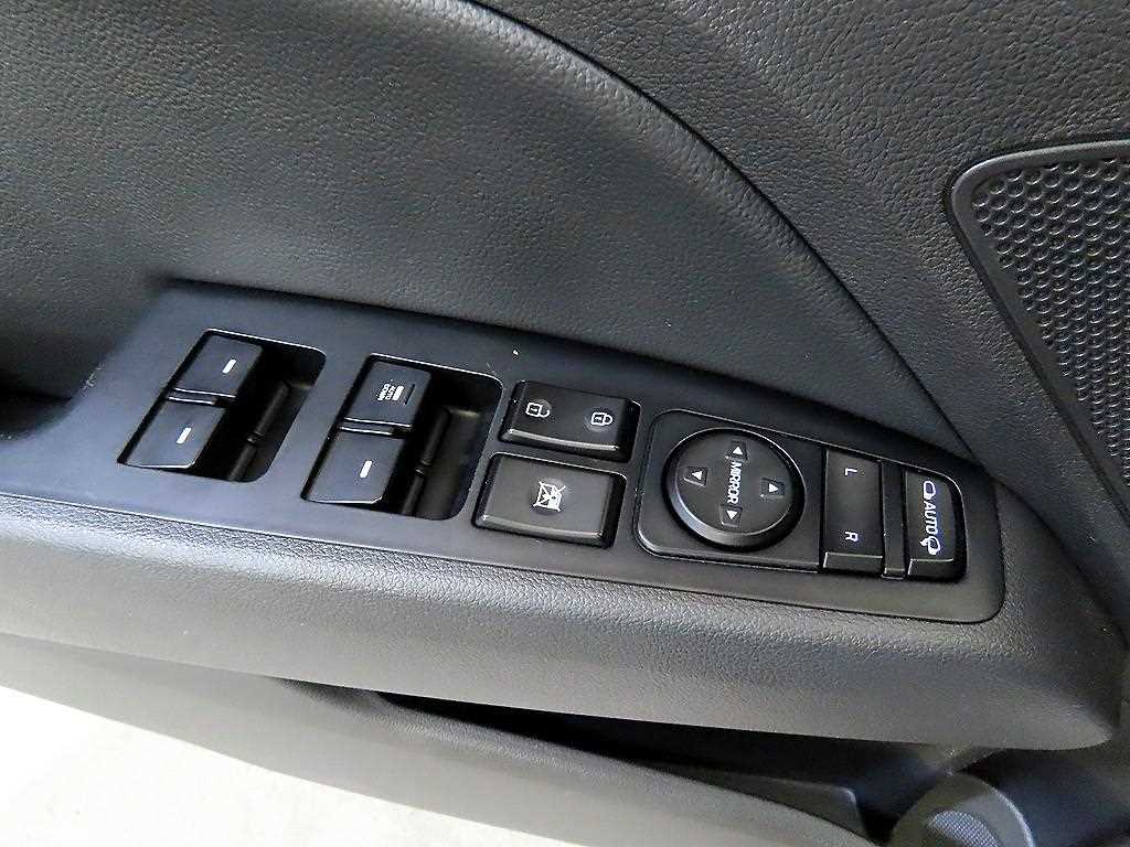 HYUNDAI Avante 2020 Blanco - Importación desde Corea - HF Imports Iquique - Foto 13