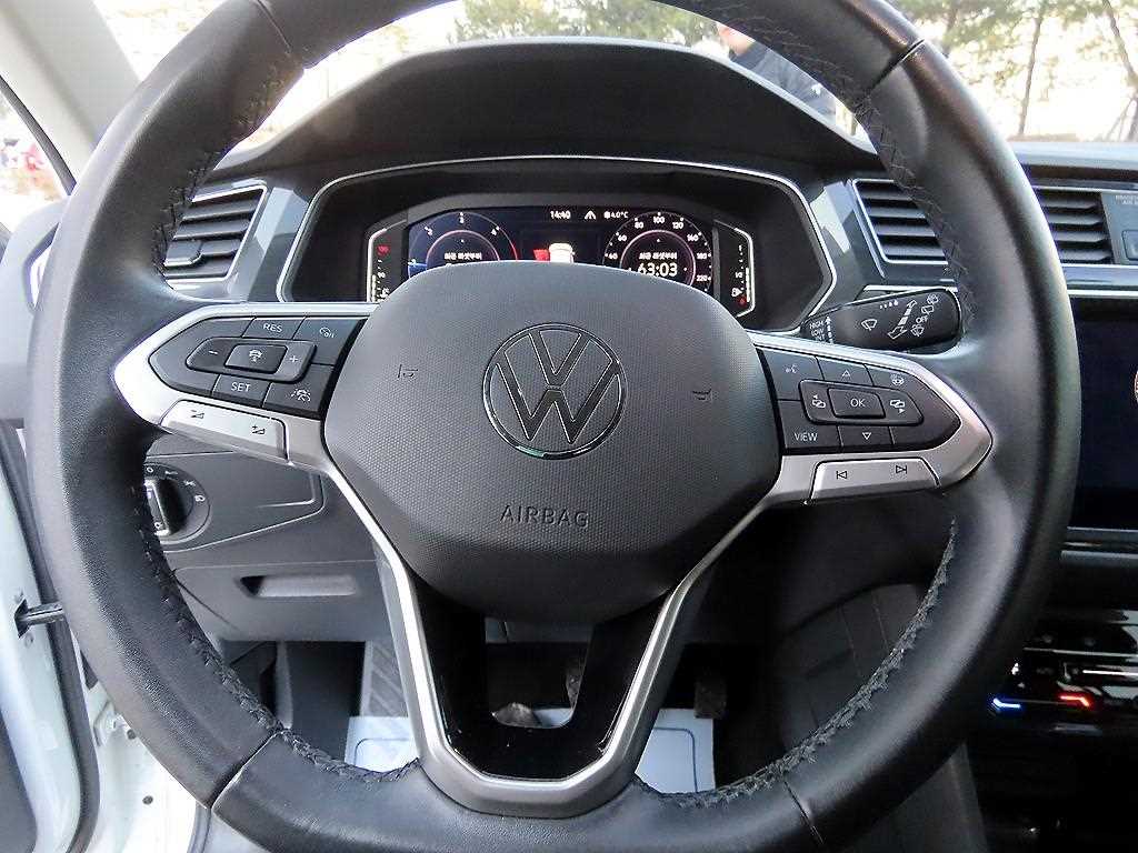 Volkswagen Tiguan - Vista 8