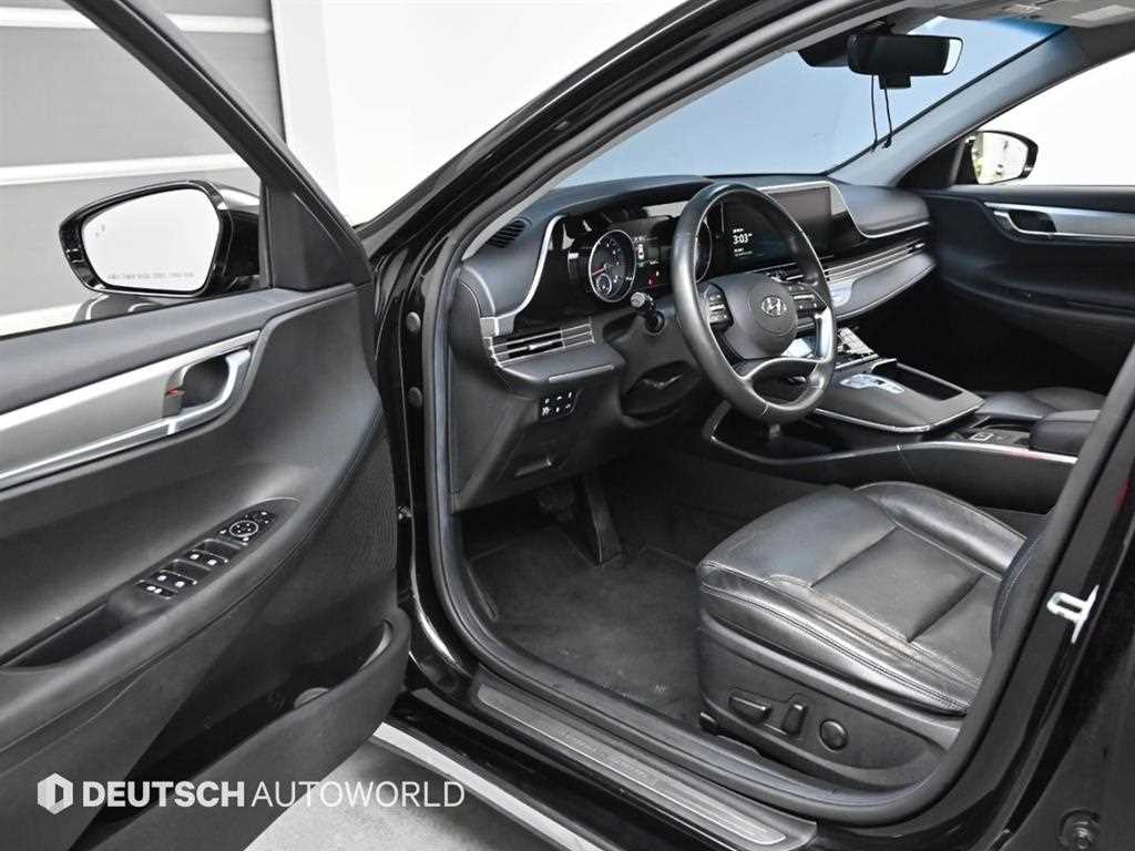 HYUNDAI Grandeur - Vista 11