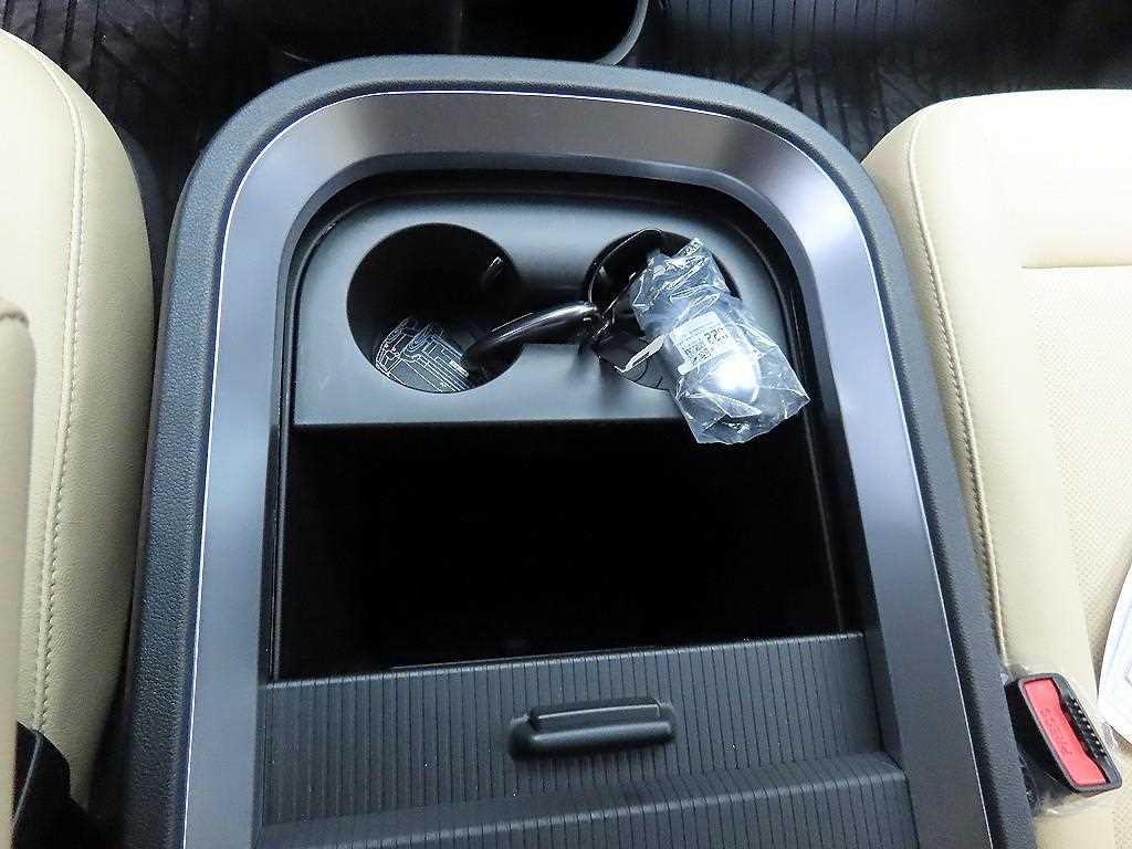 HYUNDAI Staria 2025 Gris - Importación desde Corea - HF Imports Iquique - Foto 13