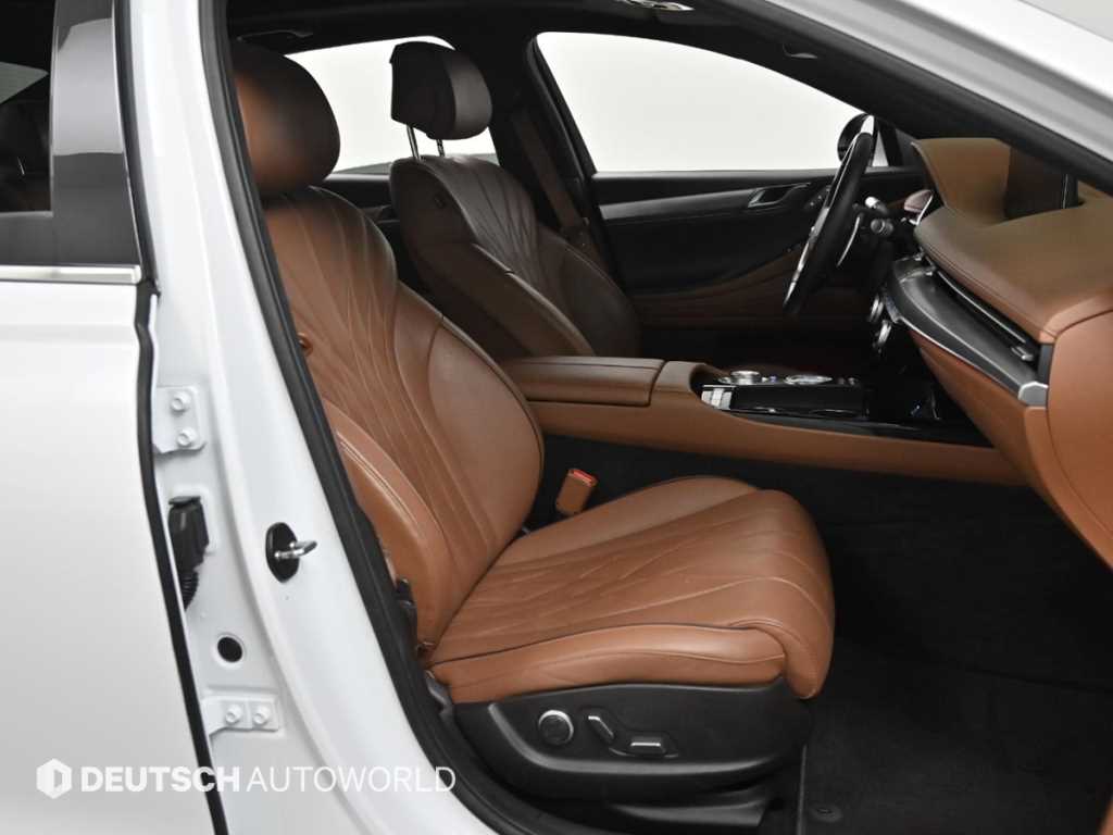 Genesis G80 - Vista 10