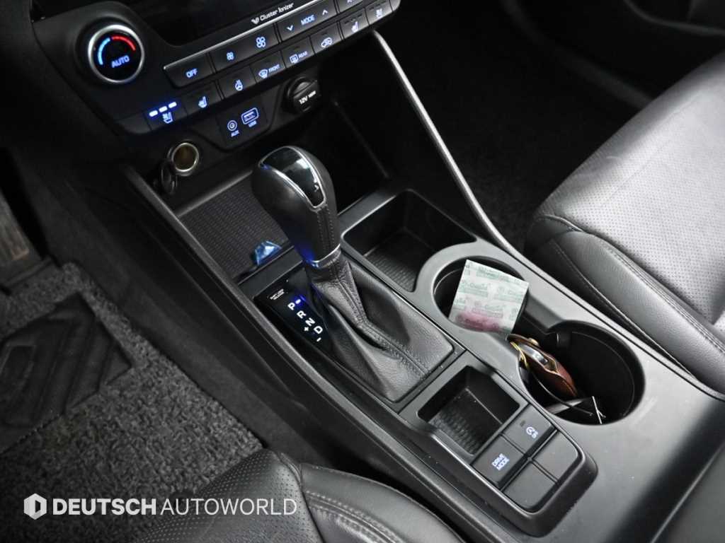 HYUNDAI Tucson - Vista 9