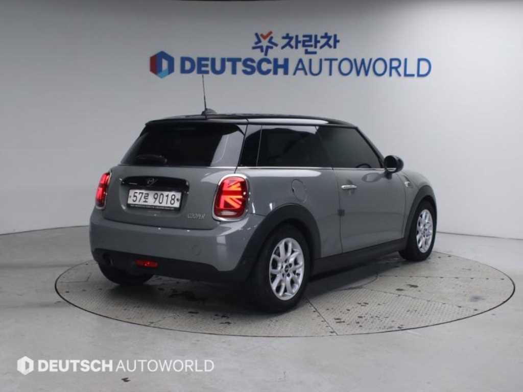 Mini Cooper - Vista 4