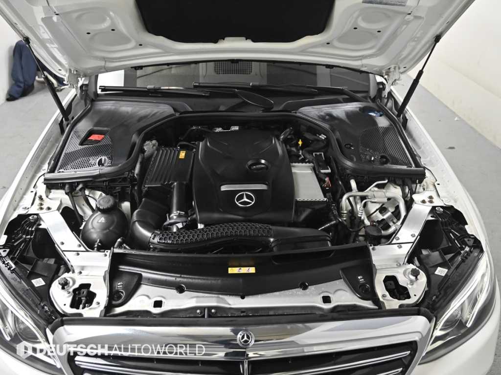 Mercedes Benz E class - Vista 6